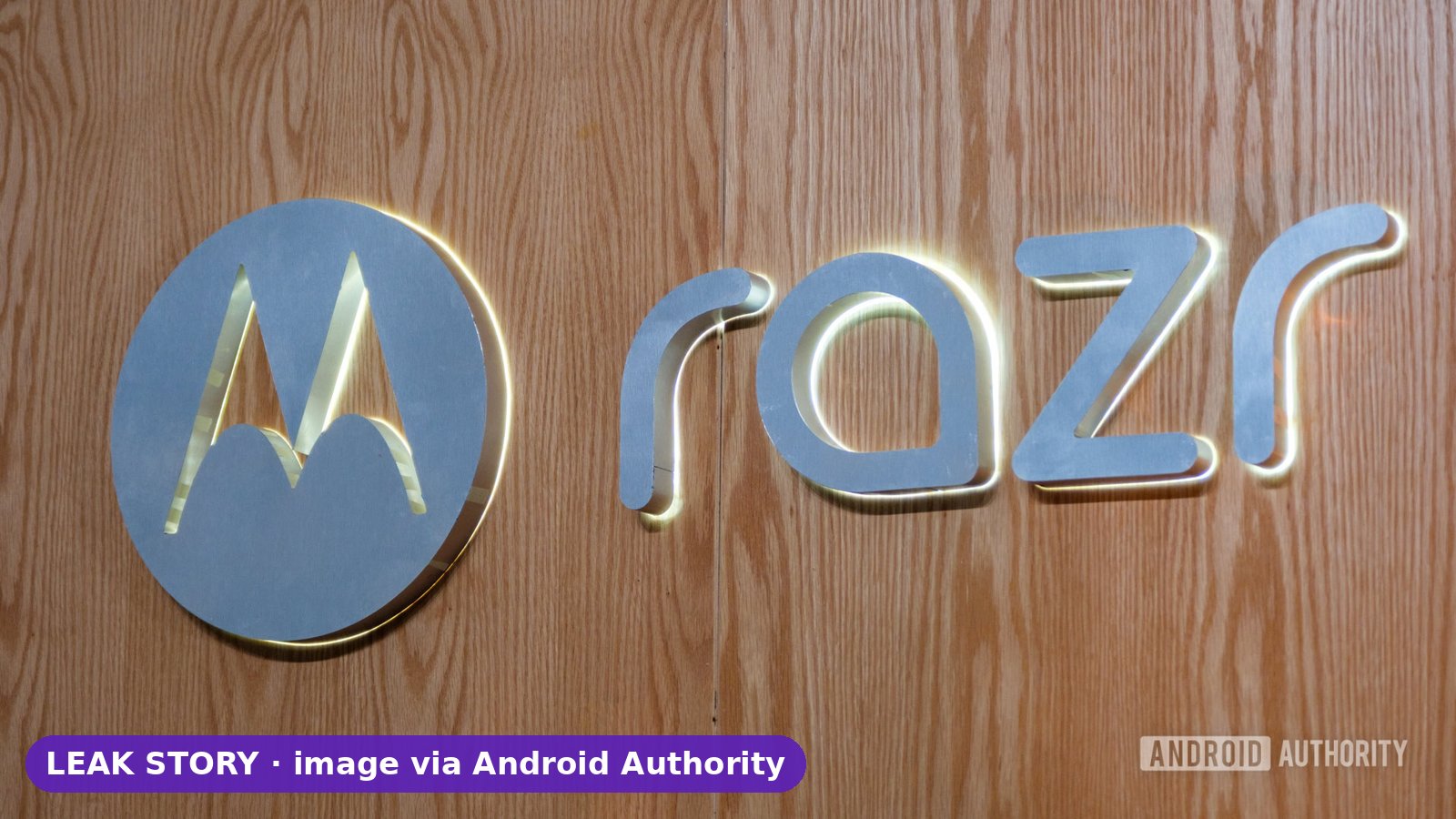 تسريبات: موتورولا "Razr Flex" هاتف قابل للطي بشاشة عريضة